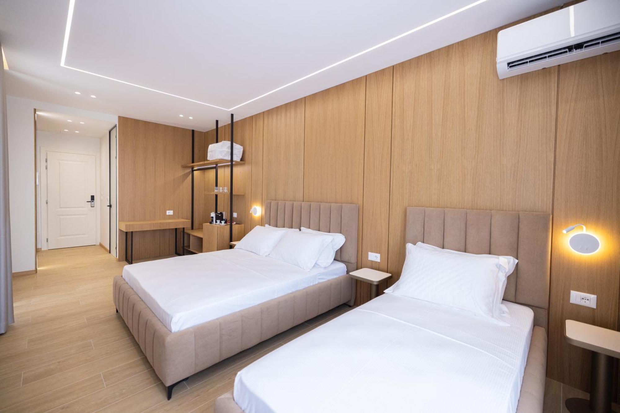 Seaside Luxury Апартаменти Вльора